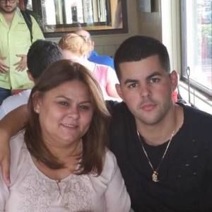 Meet your Posher, Ismaris